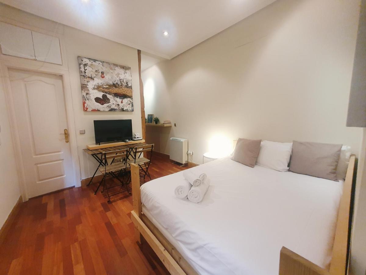 Enjoy A Cosy Studio In Malasana Bar Madrid Extérieur photo
