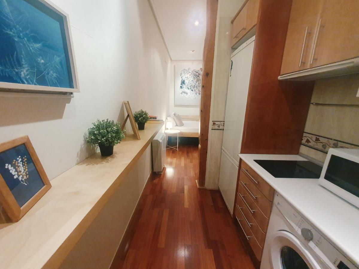 Enjoy A Cosy Studio In Malasana Bar Madrid Extérieur photo